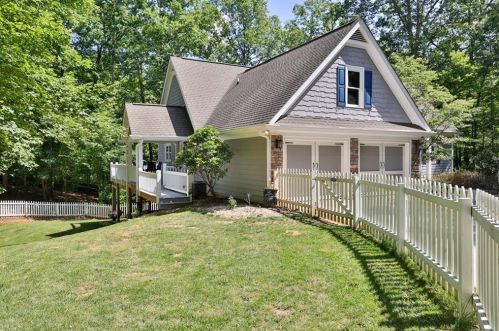 938 Crooked Creek Dr, Dahlonega, GA 30533-8774
