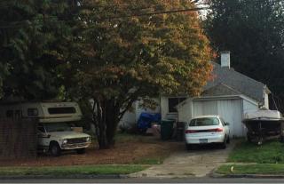 242 Lombard St, Portland OR  97211-2808 exterior