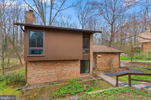 5054 Eliots Oak Rd, Columbia MD  21044-1356 exterior