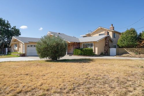 42453 30th St, Lancaster, CA 93536-4003