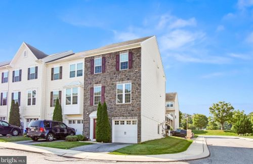 1288 Elderslie Ln, York, PA 17403-9039