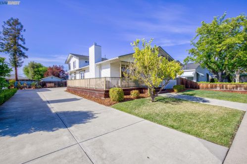 1746 3rd St, Livermore, CA 94550-4336