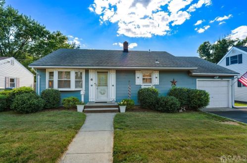 6 Clausen Rd, Edison, NJ 08817-4806