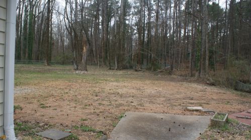 3949 Woodland Cir, Conyers GA  30013-3056 exterior