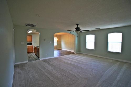 9823 Cassowary Dr, Conroe TX  77385-3705 exterior