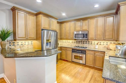 3610 Ridge Towne Dr, Duluth GA  30096-6616 exterior