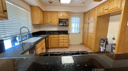 3800 Santa Carlotta St, Glendale CA 91214-1158 exterior