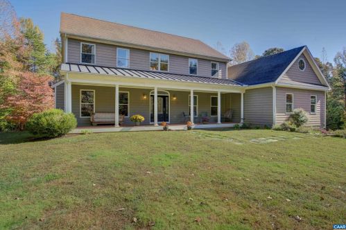 431 Rivanna Woods Dr, Fork Union, VA 23055-2138