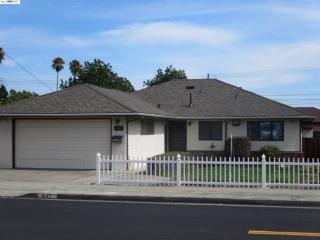 447 Orchard Ave, Hayward, CA 94544-2005