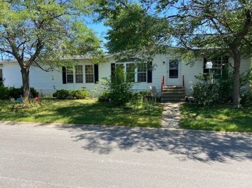 28 Cardinal Dr, Sollitt, IL 60401-9787