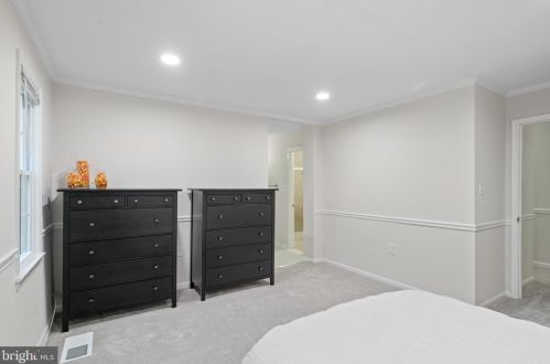 5865 Banning Pl, Springfield VA  22015-3666 exterior