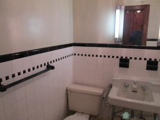 1003 Rosedale St, Baltimore MD  21216-4233 exterior