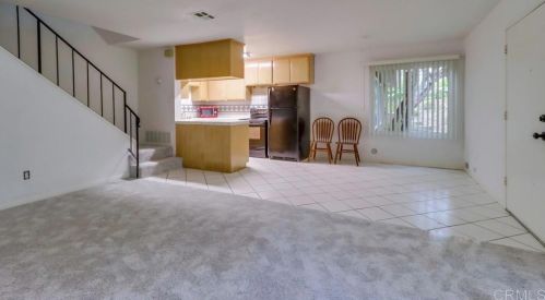 7778 Camino Glorita, San Diego, CA 92122-1802
