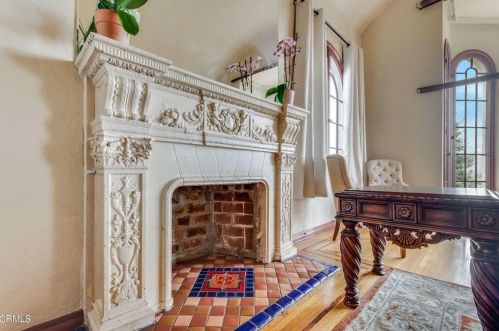 1128 Marion Dr, Glendale CA  91205-3713 exterior