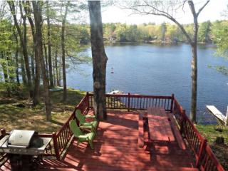 598 Berry River Rd, Barrington, NH 03825-7211
