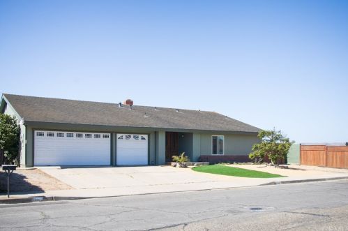 860 Woodmere Rd, Santa Maria, CA 93455-3958