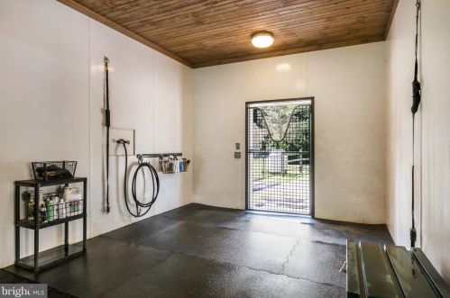 2874 Patuxent Riv Rd, Davidsonville MD 21035-2237 exterior