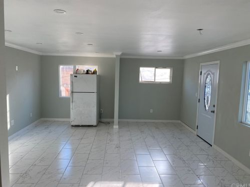 132 Caldwell St, Compton CA  90220-4807 exterior