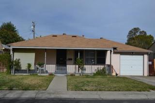 623 Pine St, Manteca, CA 95336-4811