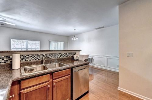 357 Creek Manor Way, Suwanee GA  30024-6565 exterior