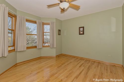 802 Elm St, Pingree Grove IL  60140-8367 exterior