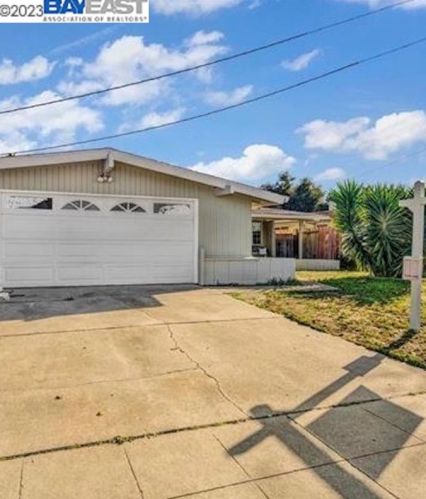 27526 Verona Ave, Hayward, CA 94545-4027
