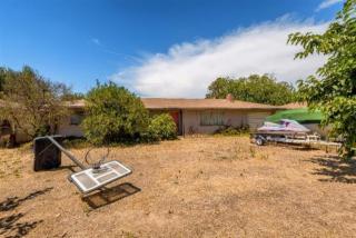 27163 Parkwood Ave, Madera, CA 93637-6161