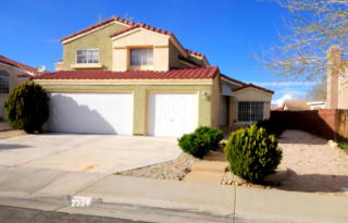 2321 Mulberry Ave, Lancaster, CA 93535-6107