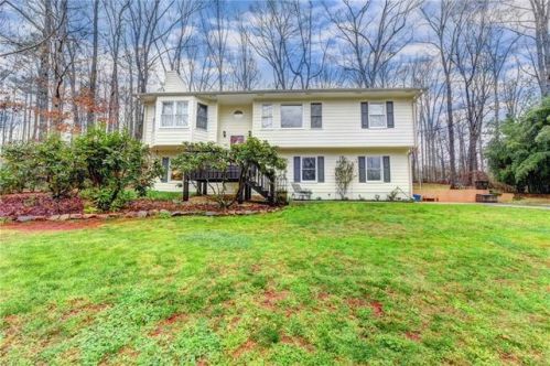 1625 River Glen Rd, Auburn, GA 30011-3609