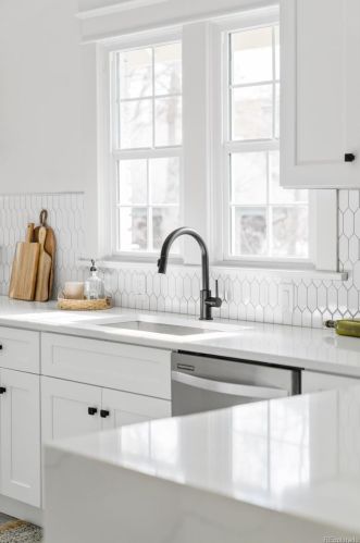 2212 Hudson St, Denver CO  80207-3847 exterior