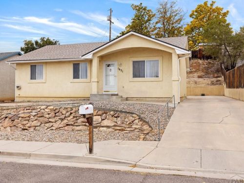 1621 Portland Ave, Pueblo, CO 81001-2742