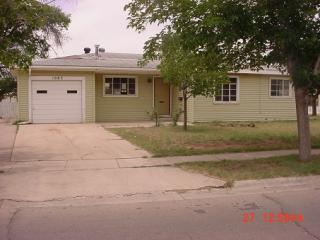 1005 Juniper Dr, Alamogordo, NM 88310-4203