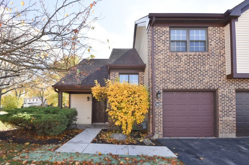 702 Sutton Cir, Wheeling, IL 60090-2695