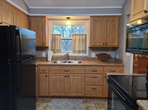 219 4th St, Byron, MN 55920-1300