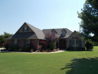 4 Woodcreek Ln, Pryor, OK 74361-6844