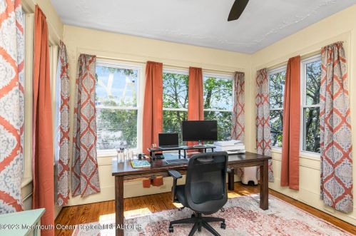 35 Leroy Pl, Tinton Falls NJ  07701-1712 exterior