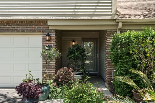 623 Sutton Ct, Wheeling, IL 60090-2691