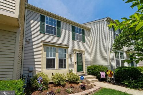 1240 Seminole Dr, Arnold, MD 21012-2614