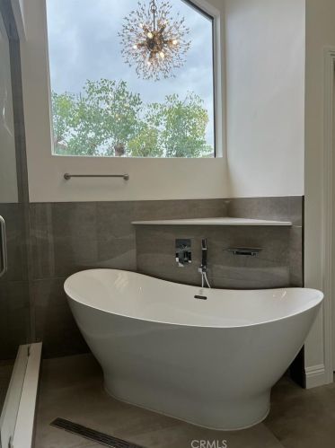 10 Vispera, Irvine CA  92620-2127 exterior