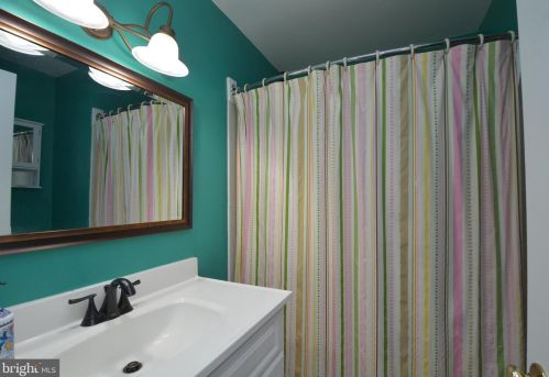 81 Catoctin Ct, Silver Spring MD 20906-2006 exterior