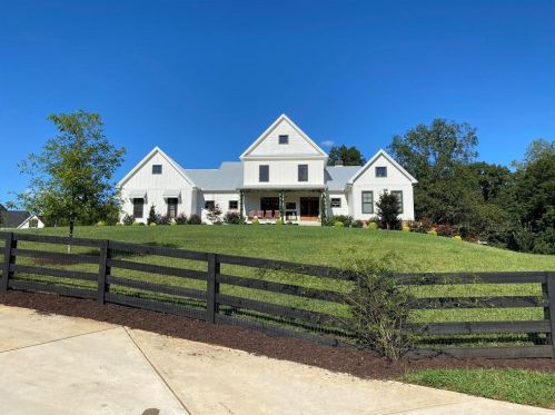 178 Goss Ln, Ball Ground, GA 30107