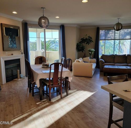 4352 Tradewinds Dr, Oxnard, CA 93035-1404