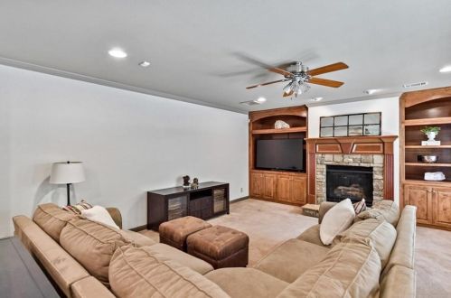2308 Briarcliff Cmns, Atlanta GA  30345-2173 exterior