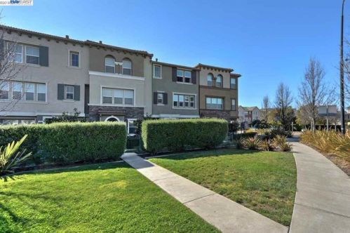 1333 Martin Luther King Dr, Hayward, CA 94541-4397