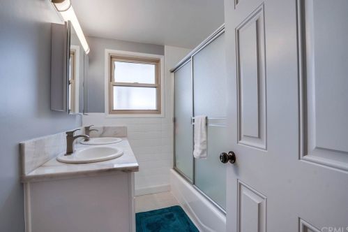 2222 236th Pl, Torrance CA  90501-5949 exterior