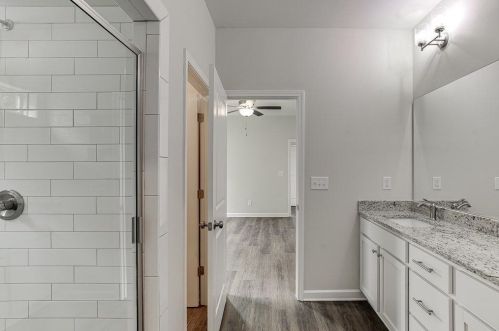 601 Lakeview Bnd Cir, Jefferson GA  30549-7061 exterior