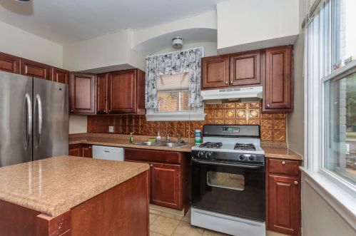 1418 Covedale Ave, Cincinnati OH  45238-3815 exterior