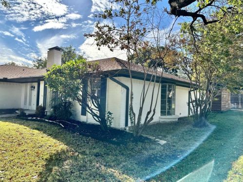 2345 Monticello Cir, Plano TX  75075-6678 exterior