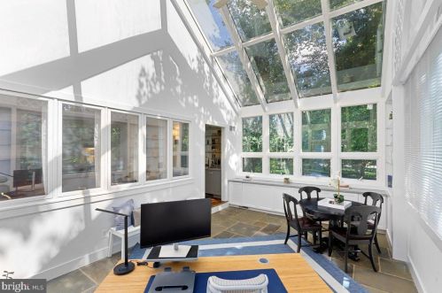 7 Armour Rd, Princeton NJ  08540-3003 exterior