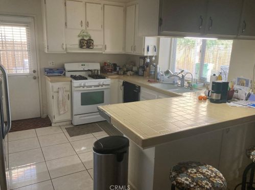 1158 Avenue, Lancaster, CA